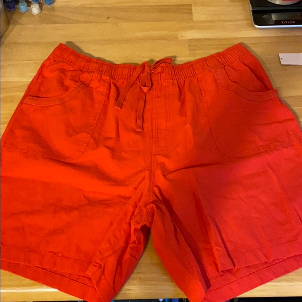 NWT Laura Scott shorts